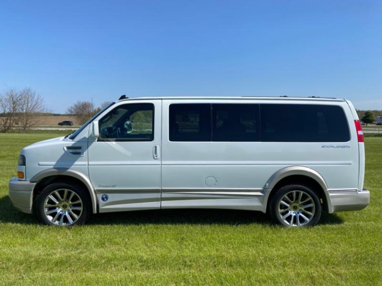 Chevy/GMC Summit White - Explorer Van