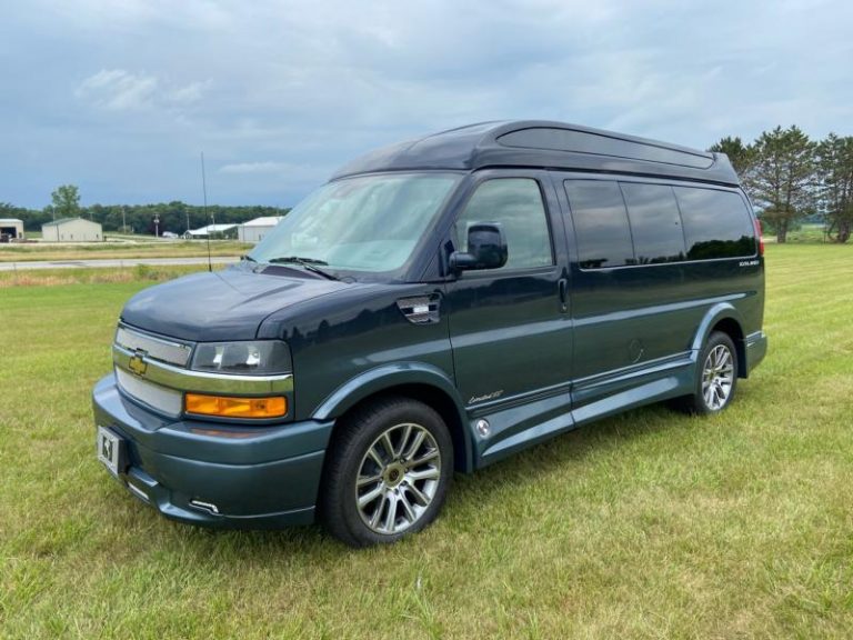 Chevy/GMC Dark Blue Metallic - Explorer Van